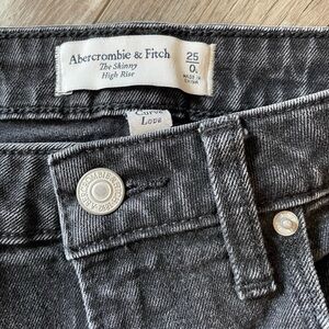 Abercrombie & Fitch Skinny High-Rise Jeans — Charcoal Black Wash